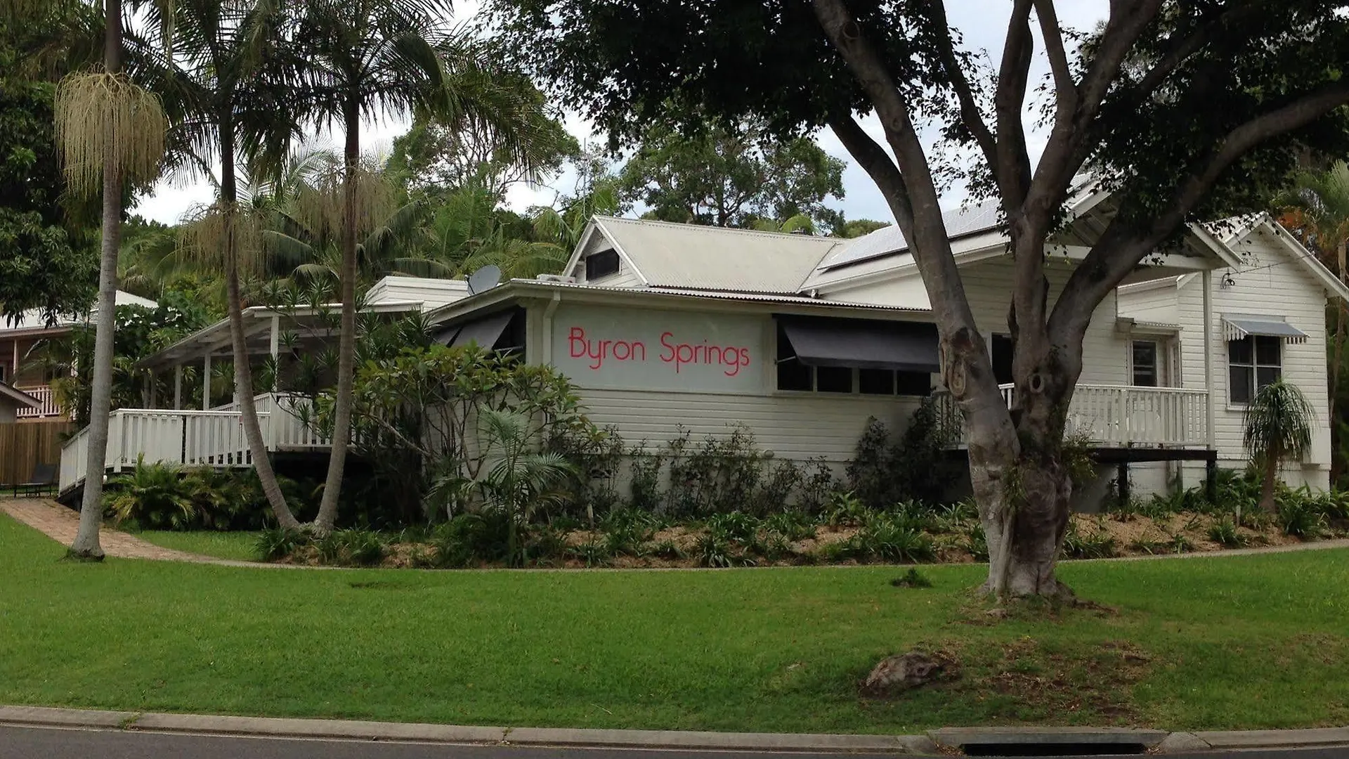 Byron Springs Guest House Byron Bay Australia