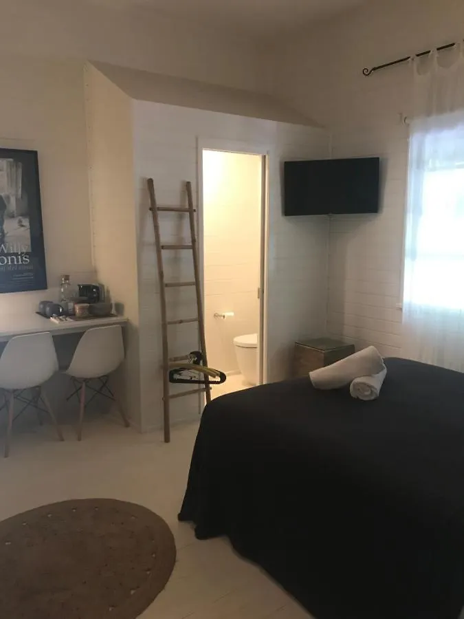 ****  Byron Springs Guest House Byron Bay Australia